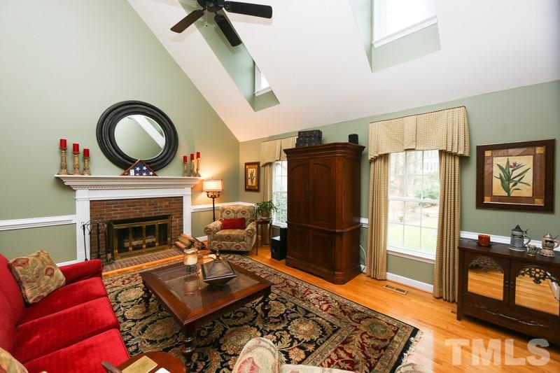 1204 Cliffside Circle Raleigh, NC 27615 - Photo 4 of 22