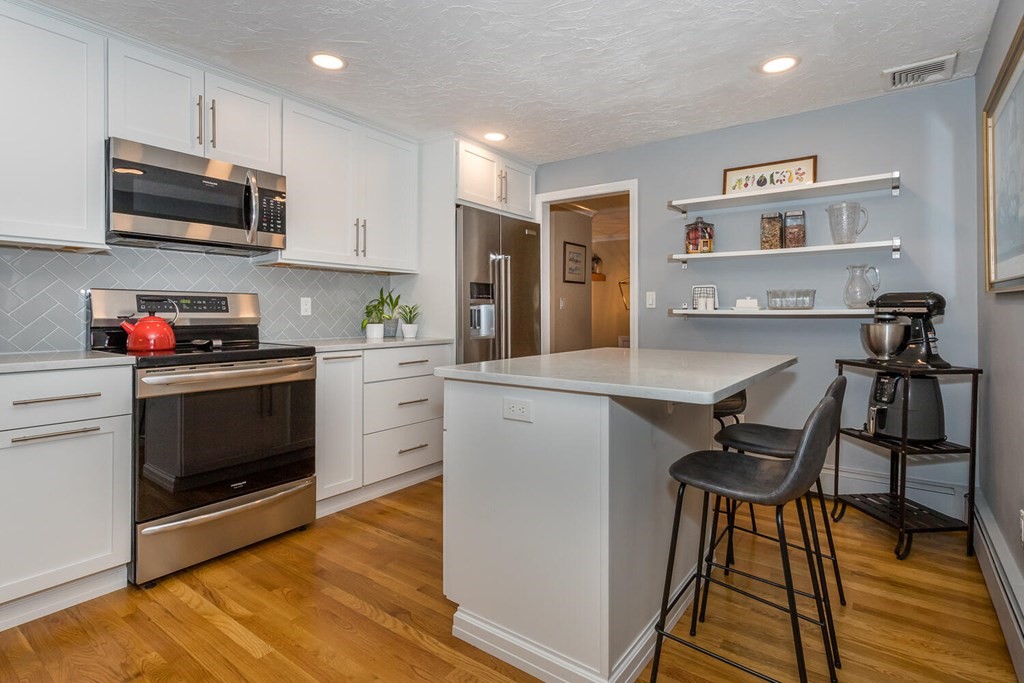 20 Trayer Road Canton, MA 02021 - Photo 6 of 30