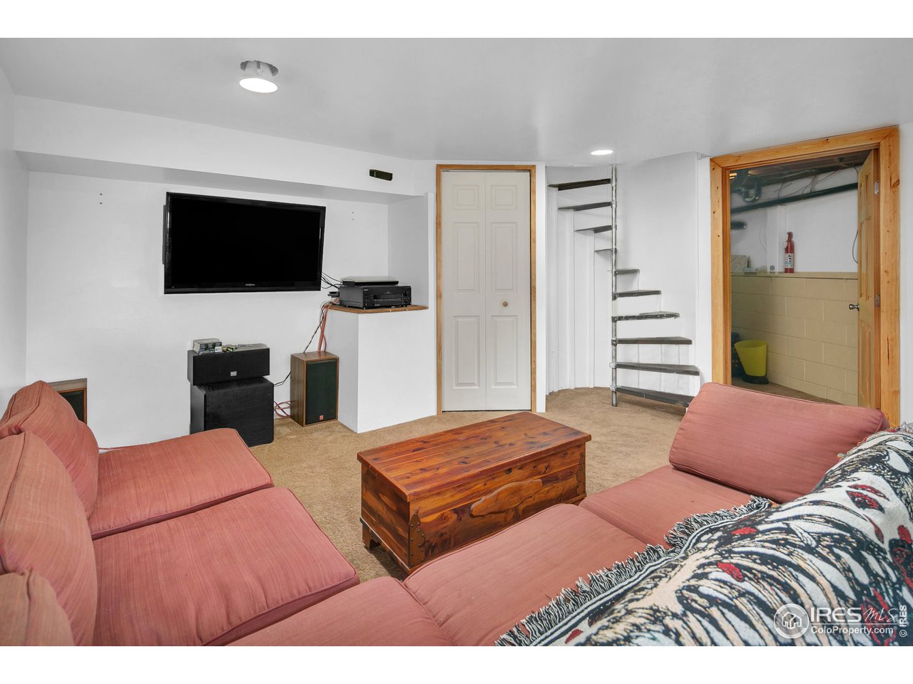 120 Bramer Road Ward, CO 80481 - Photo 16 of 39 Lower level rec room