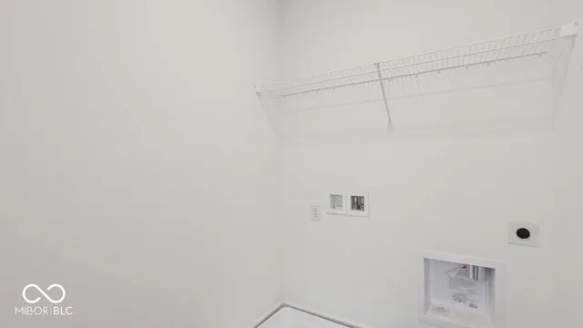 $339,900 | 1128 Phillips Drive, Greenfield, IN 46140