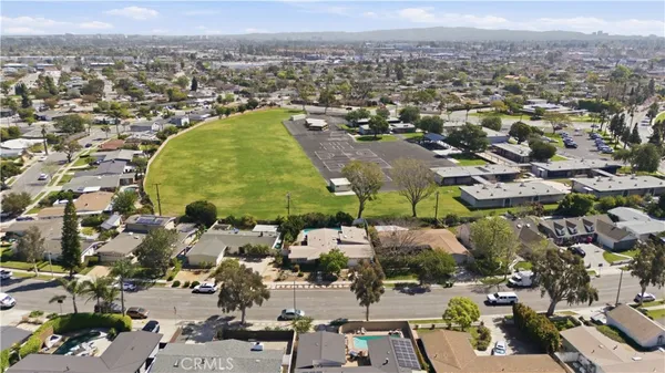 $1,549,500 | 3030 Samoa Place, Costa Mesa, CA 92626