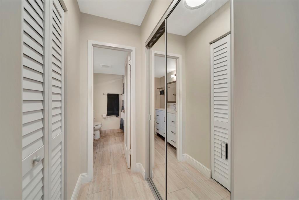 3000 Northeast 5th Terrace, Unit 109A Wilton Manors, FL 33334 - Photo 11 of 36