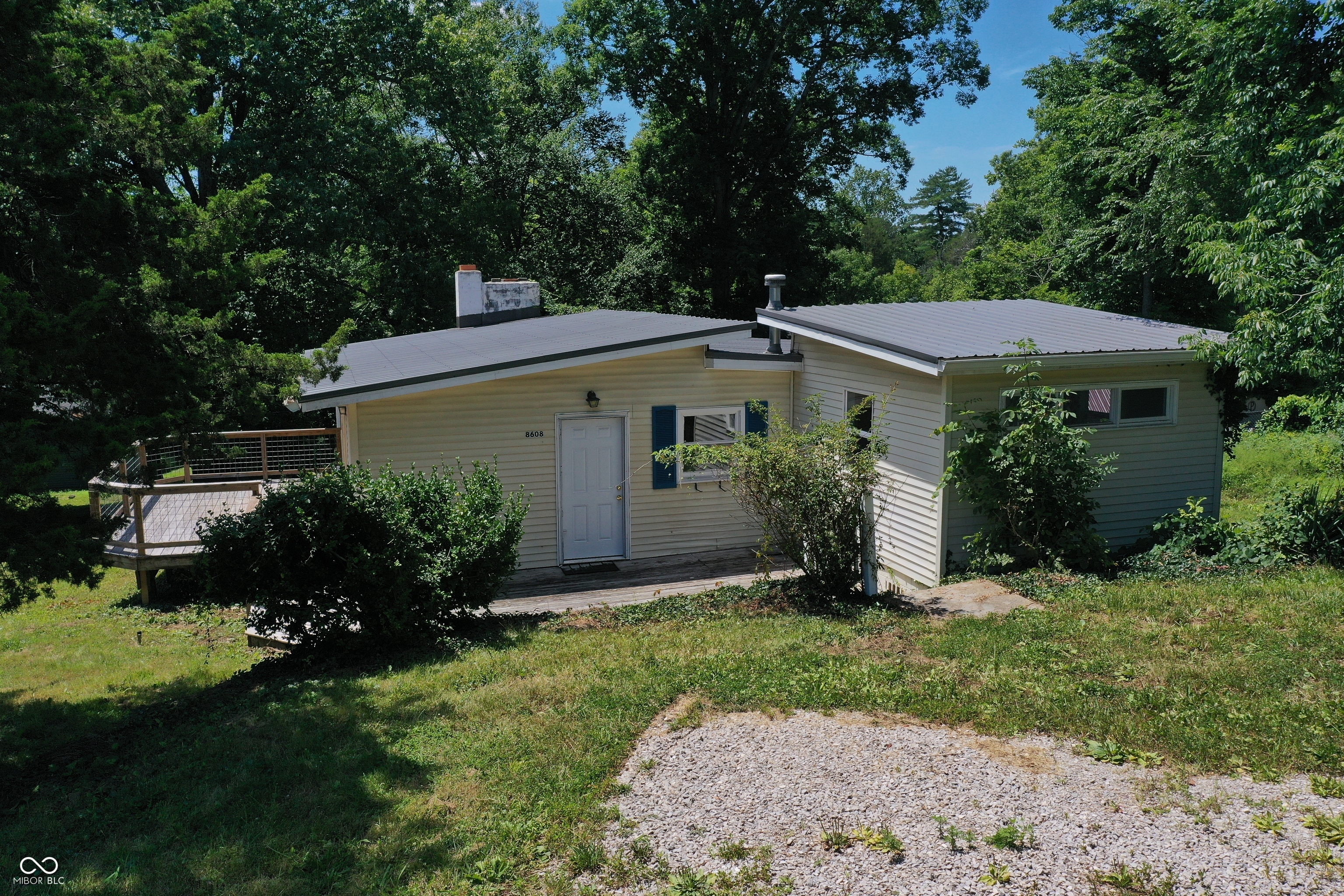 8608 Riser Drive Nineveh, IN 46164 - Photo 2 of 50