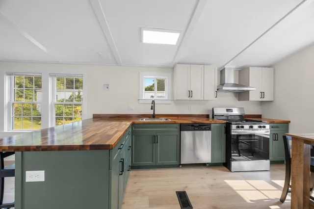 $230,000 | 15 1st Street, Bourne, MA 02559