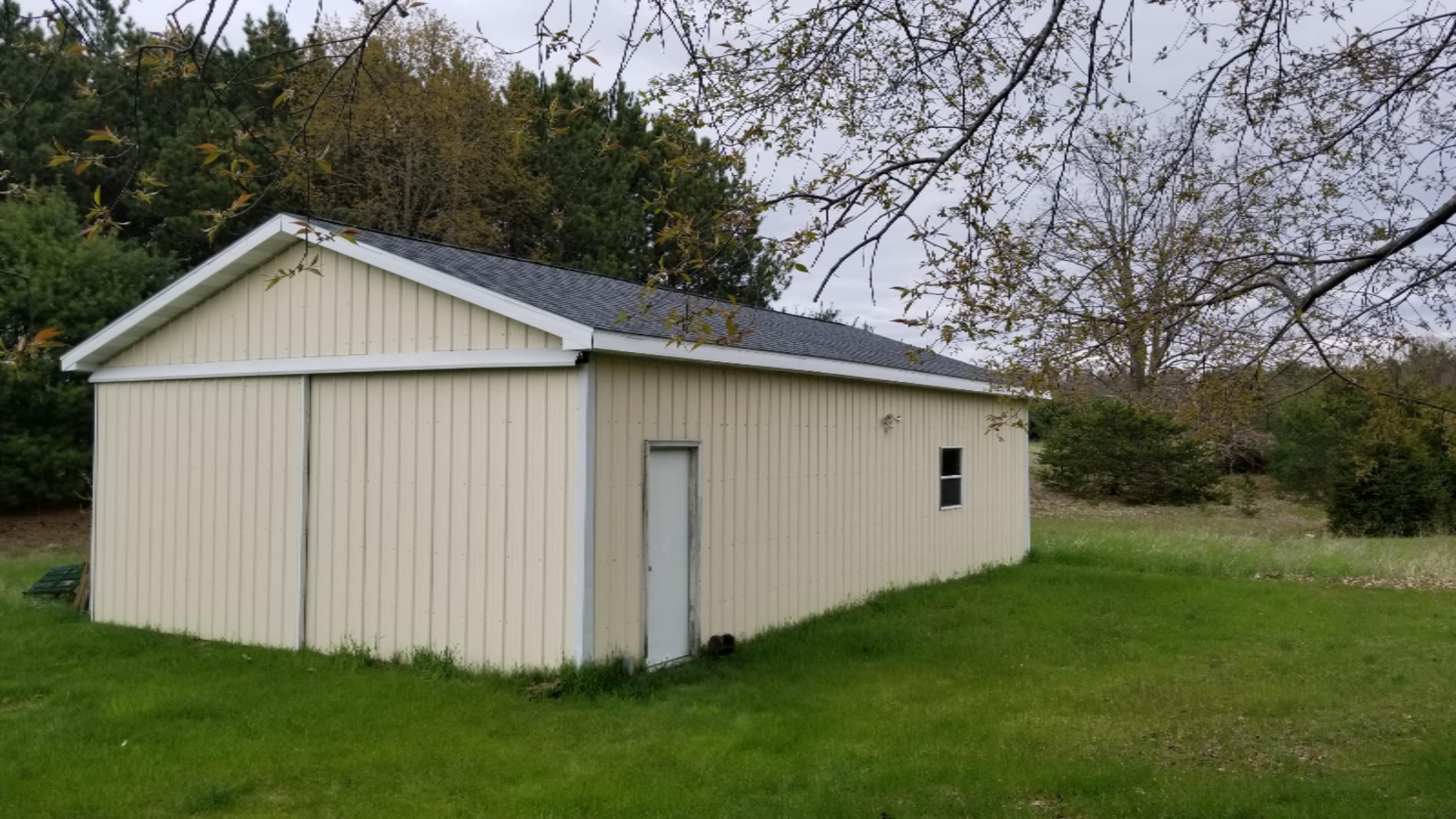 694 North Stiles Road Ludington, MI 49431 - Photo 35 of 50 Pole Barn