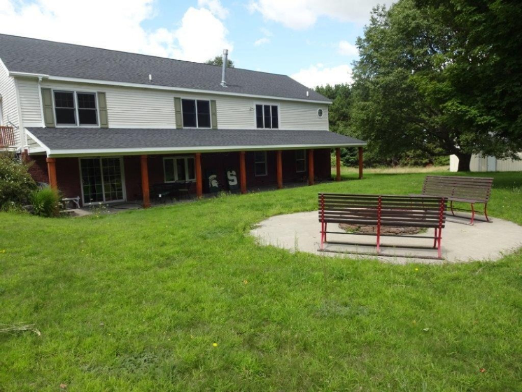 694 North Stiles Road Ludington, MI 49431 - Photo 41 of 50 back of house