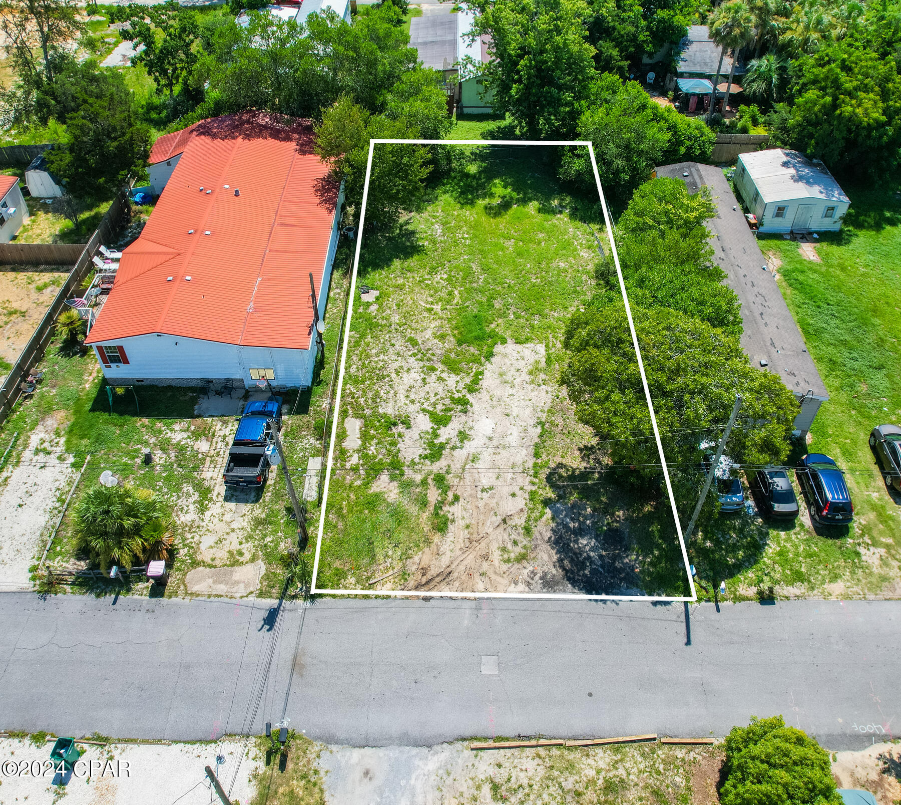 126 North San Souci Blvd