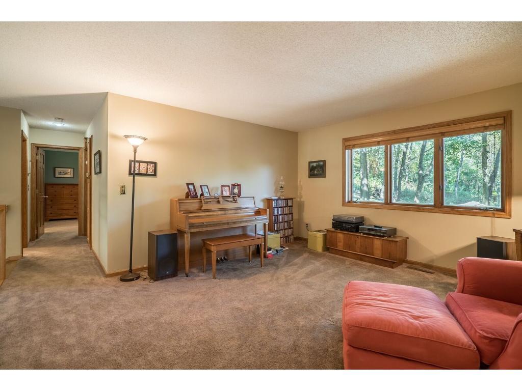8108 Oakmere Road Bloomington, MN 55438 - Photo 11 of 22