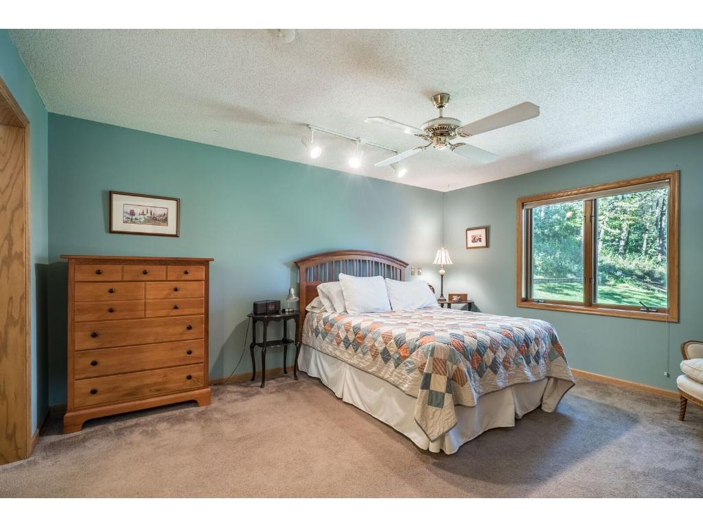 8108 Oakmere Road Bloomington, MN 55438 - Photo 12 of 22