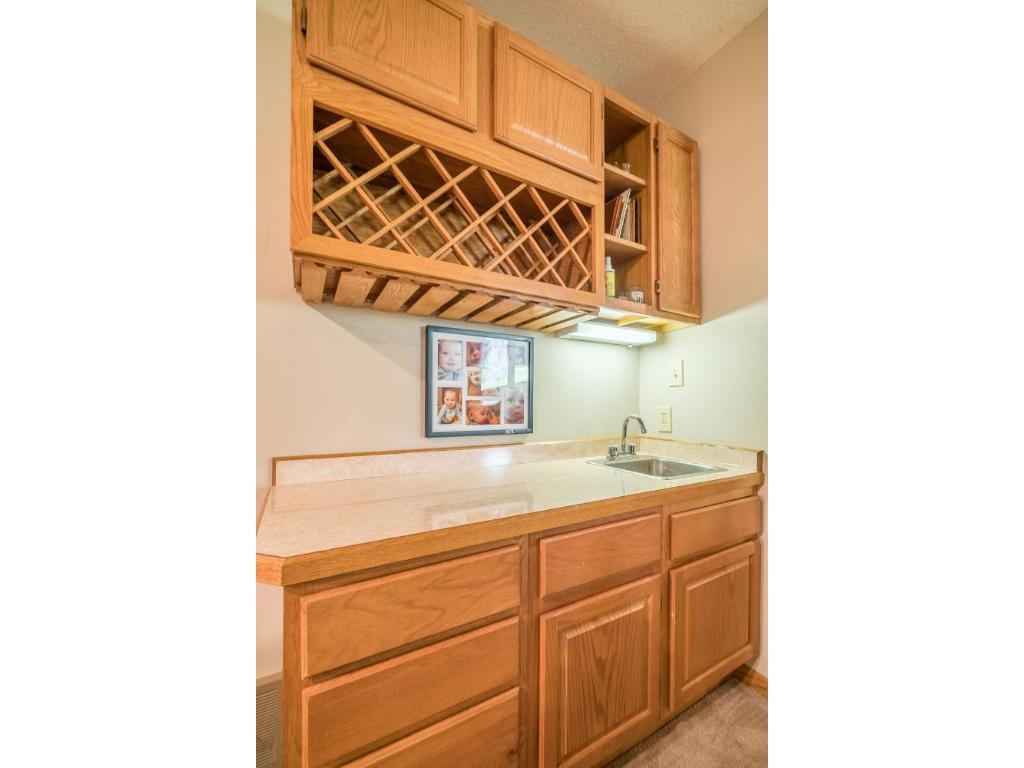 8108 Oakmere Road Bloomington, MN 55438 - Photo 17 of 22