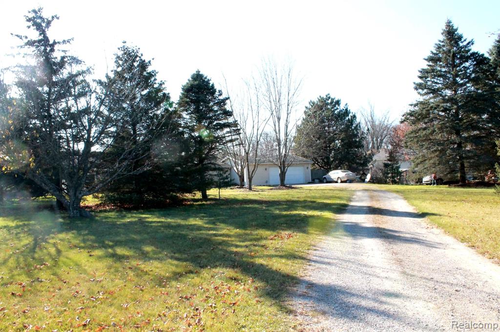8370 Cole Road Durand, MI 48429 - Photo 35 of 46