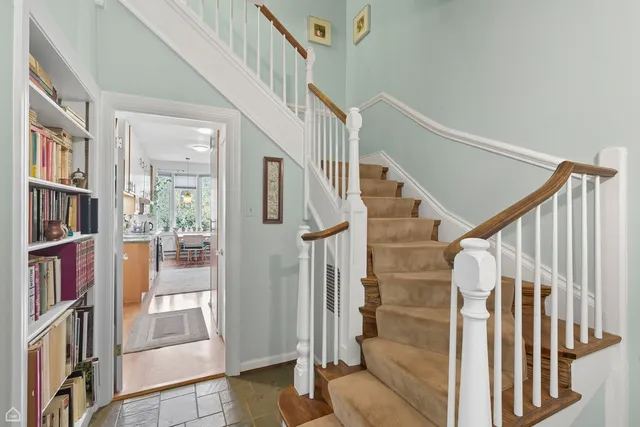 $1,850,000 | 5611 South Kenwood Avenue, Chicago, IL 60637