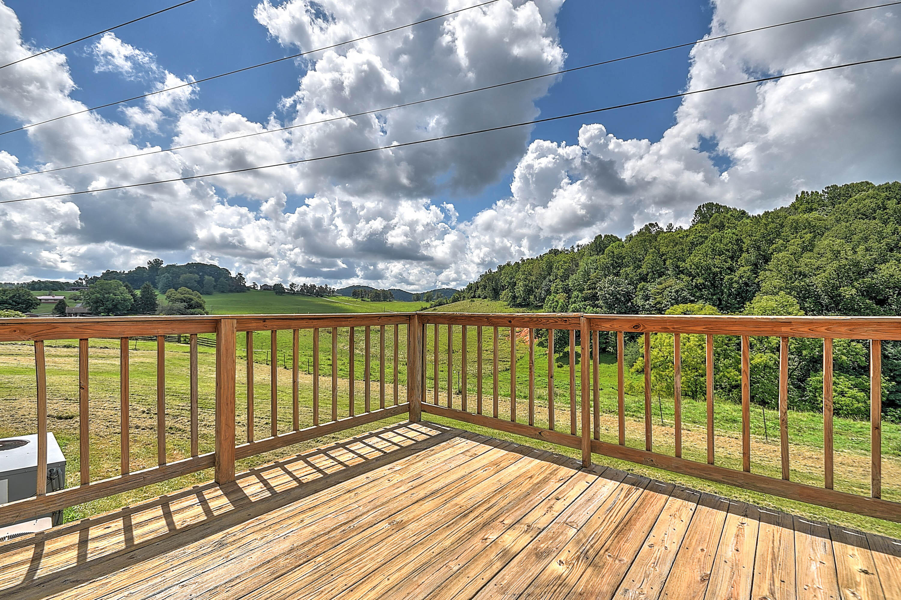 20500 Campground Road Bristol, VA 24202 - Photo 3 of 37 Campground-15