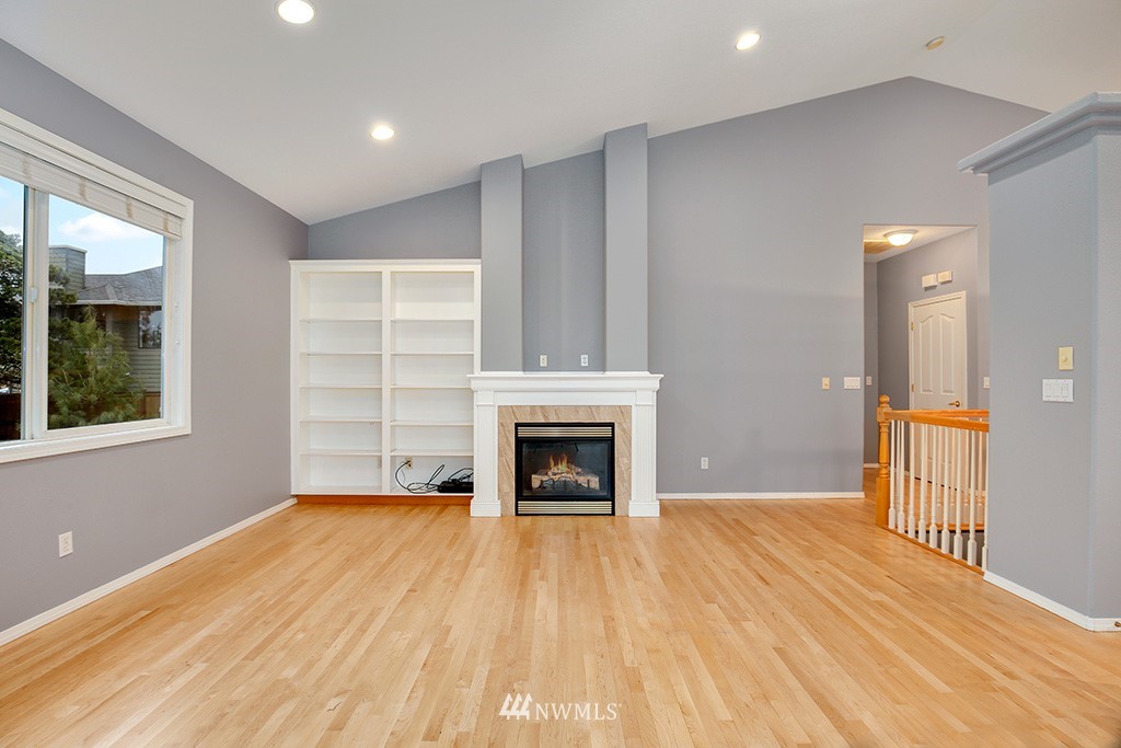 2944 Northwest 8th Way Camas, WA 98607 - Photo 2 of 25 Gallery Image 2