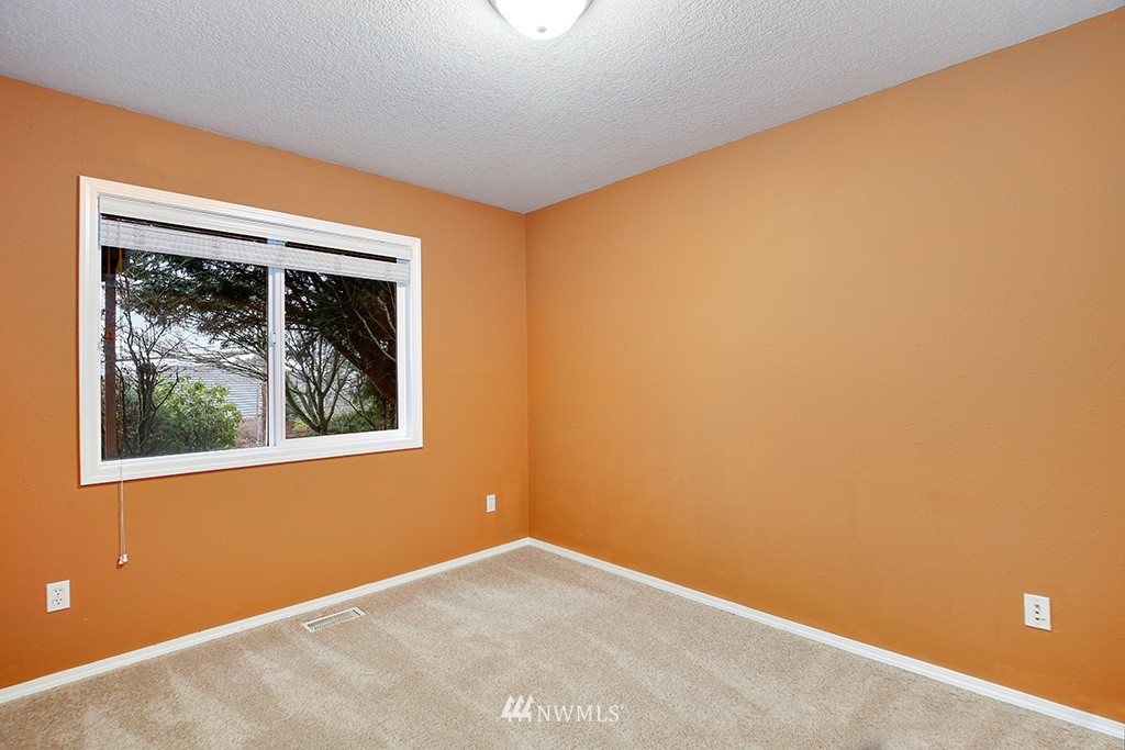 2944 Northwest 8th Way Camas, WA 98607 - Photo 12 of 25 Gallery Image 12