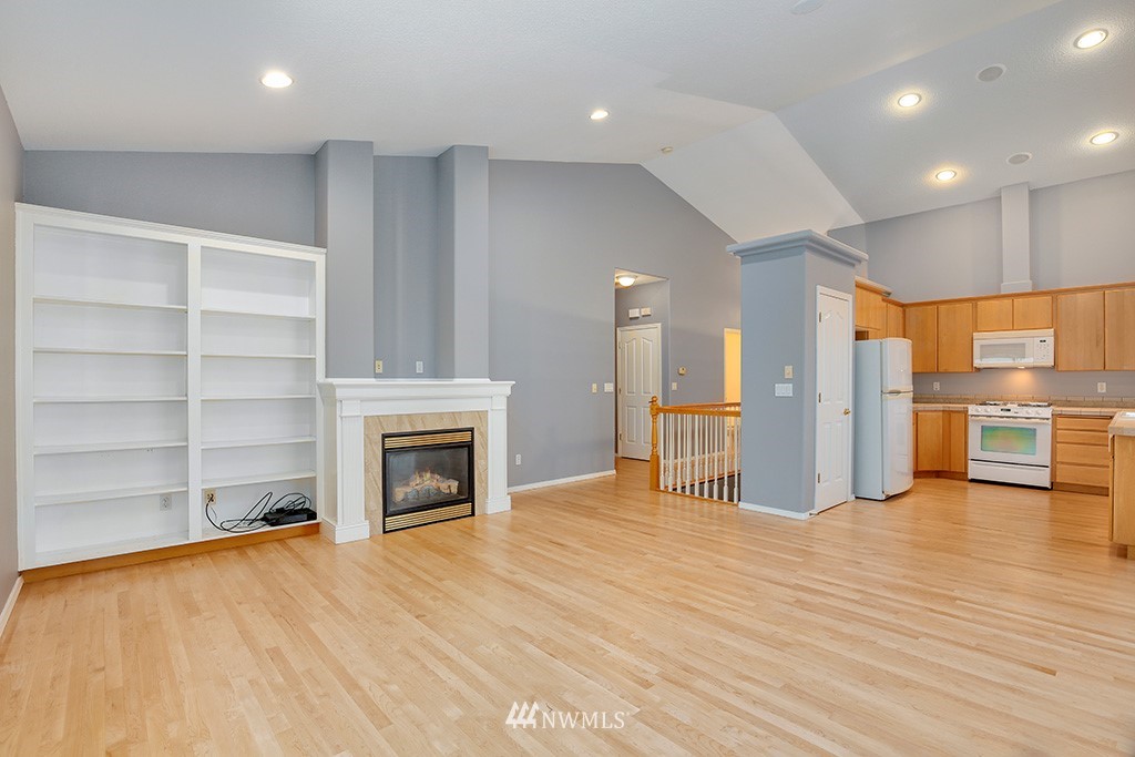 2944 Northwest 8th Way Camas, WA 98607 - Photo 5 of 25 Gallery Image 5