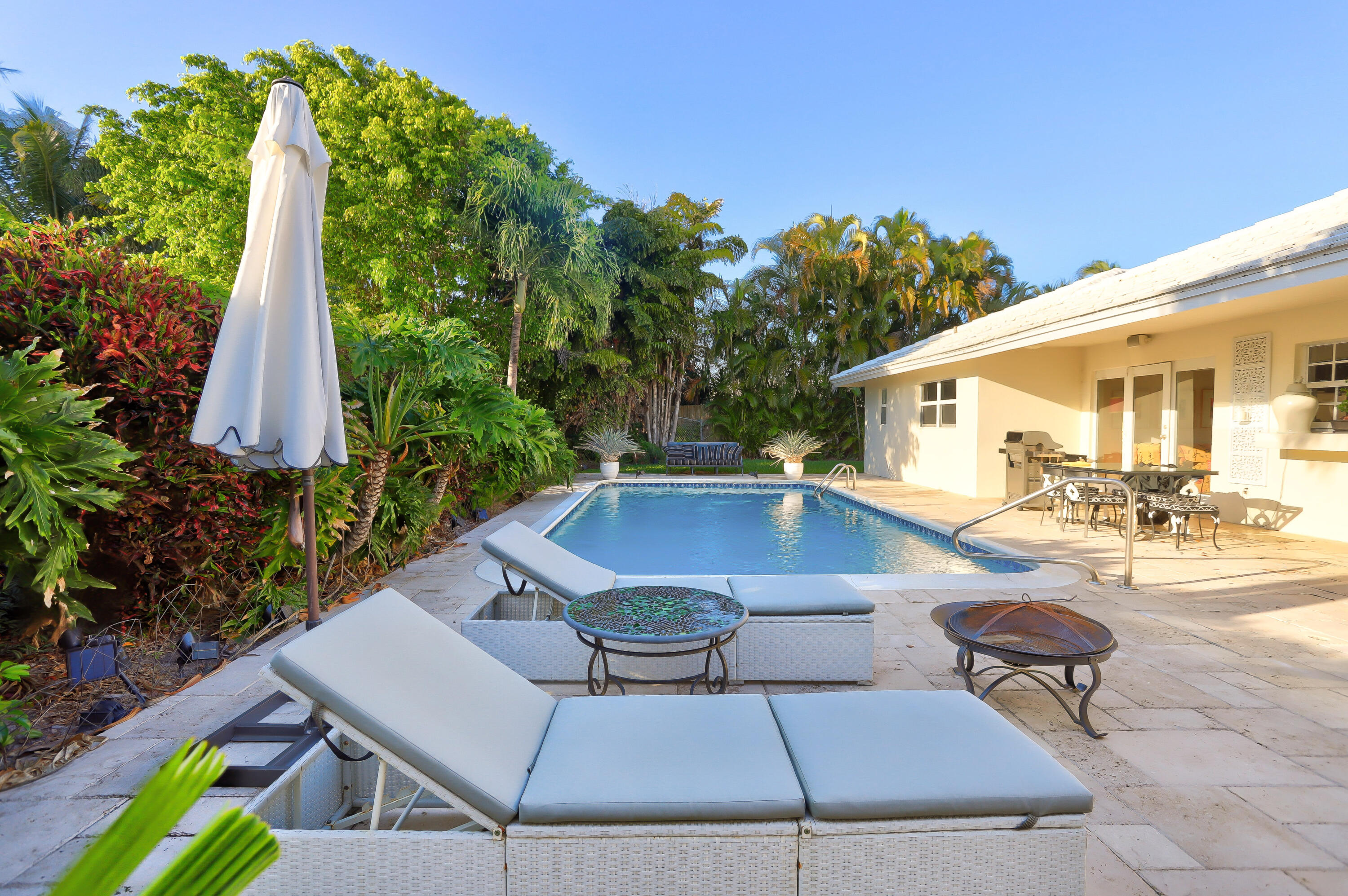 835 Canary Walk Delray Beach, FL 33483 - Photo 9 of 42 IMG_4584_5_6_7_8