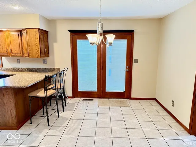 $399,000 | 3901 West Allen Court, Muncie, IN 47304