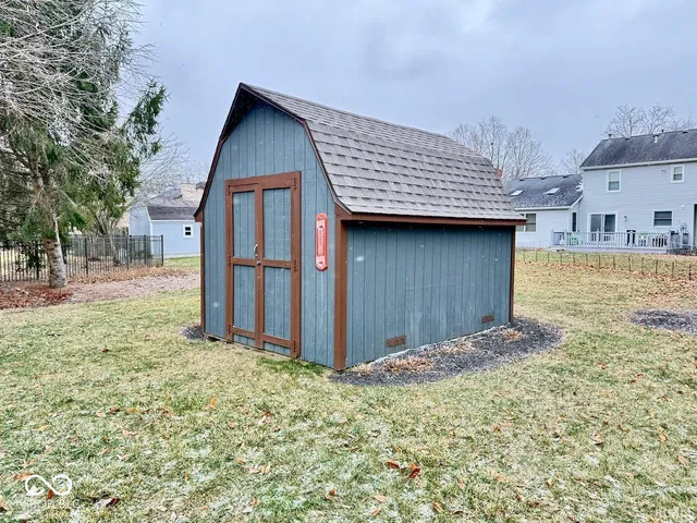 $399,000 | 3901 West Allen Court, Muncie, IN 47304