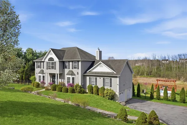 $775,000 | 6 Von Trapp Court, Washingtonville, NY 10992