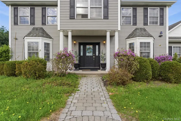 $775,000 | 6 Von Trapp Court, Washingtonville, NY 10992