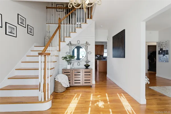 $775,000 | 6 Von Trapp Court, Washingtonville, NY 10992