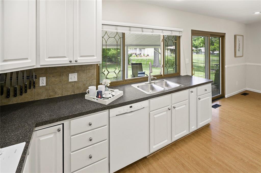 575 Goldwood Drive Ballwin, MO 63021 - Photo 18 of 33