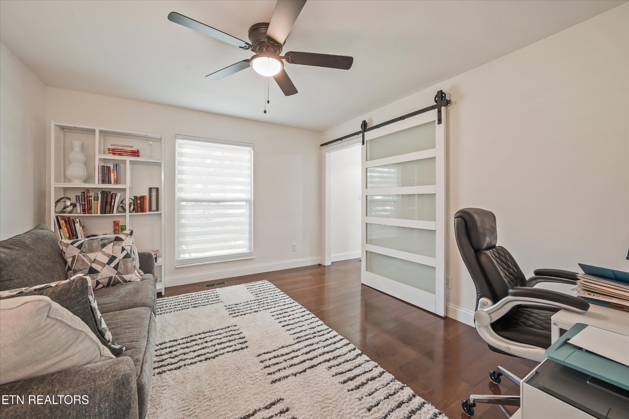 9117 Colchester Ridge Road Knoxville, TN 37922 - Photo 8 of 42 Gallery Image 8