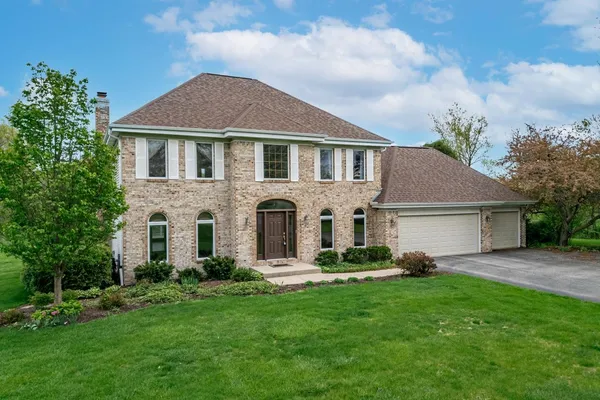 $530,000 | 11145 Abbotsford Place, Belvidere, IL 61008