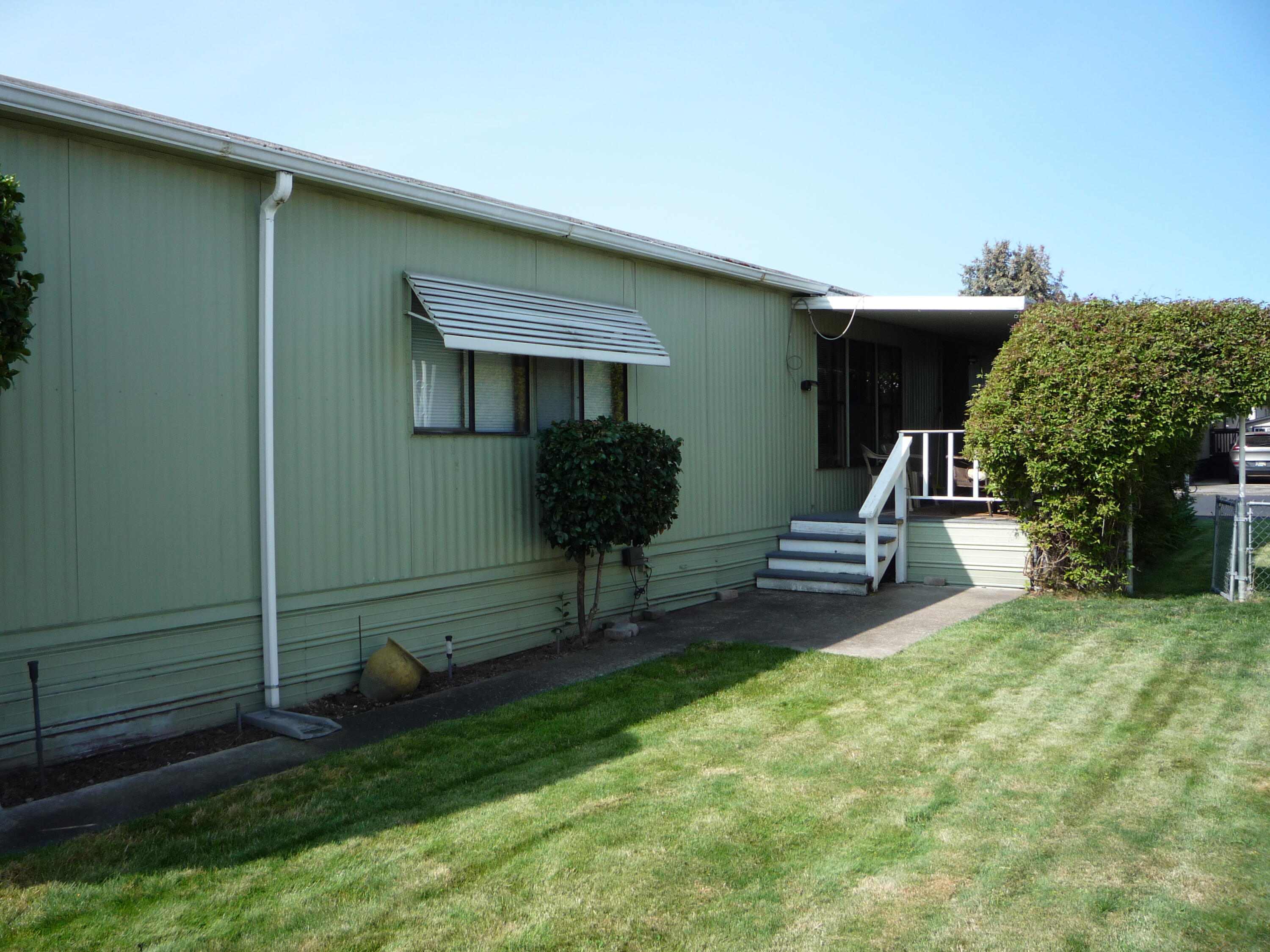 301 Freeman Road, Unit 85 Central Point, OR 97502 - Photo 19 of 25 P1020713