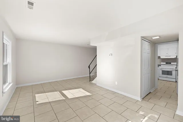 $279,900 | 129 Hickok Circle, Fredericksburg, VA 22401