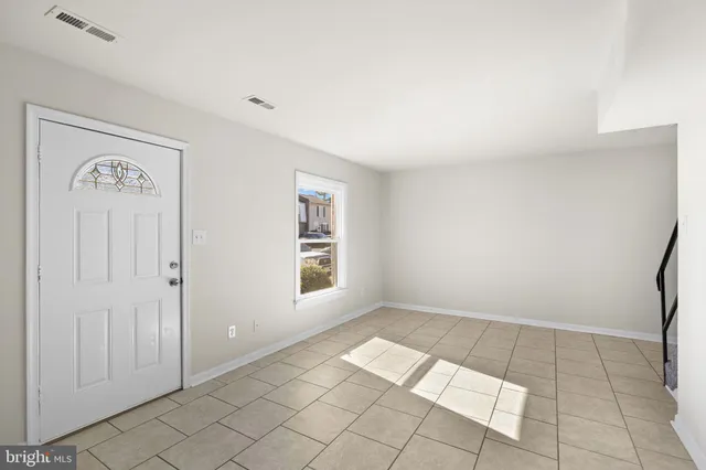 $279,900 | 129 Hickok Circle, Fredericksburg, VA 22401