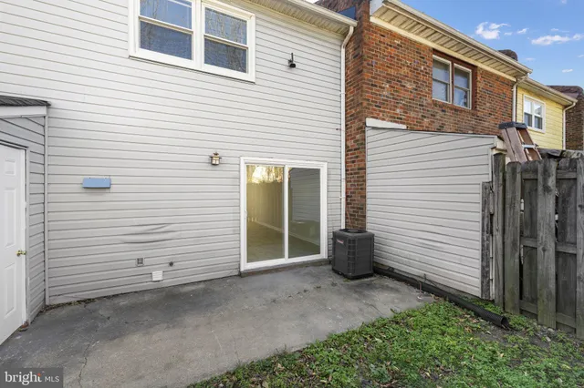 $279,900 | 129 Hickok Circle, Fredericksburg, VA 22401