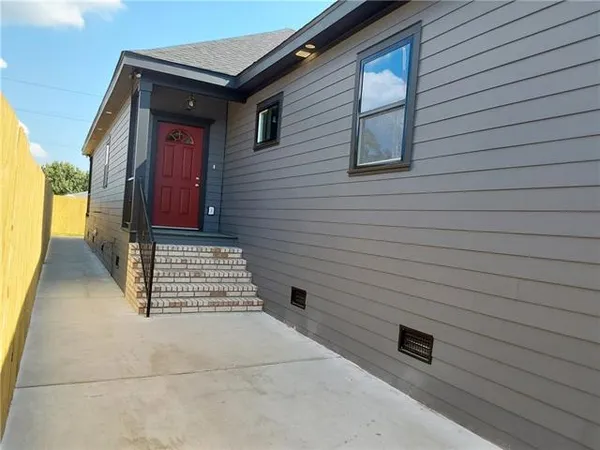 $1,850 | 3711 Tournefort Street, Chalmette, LA 70043