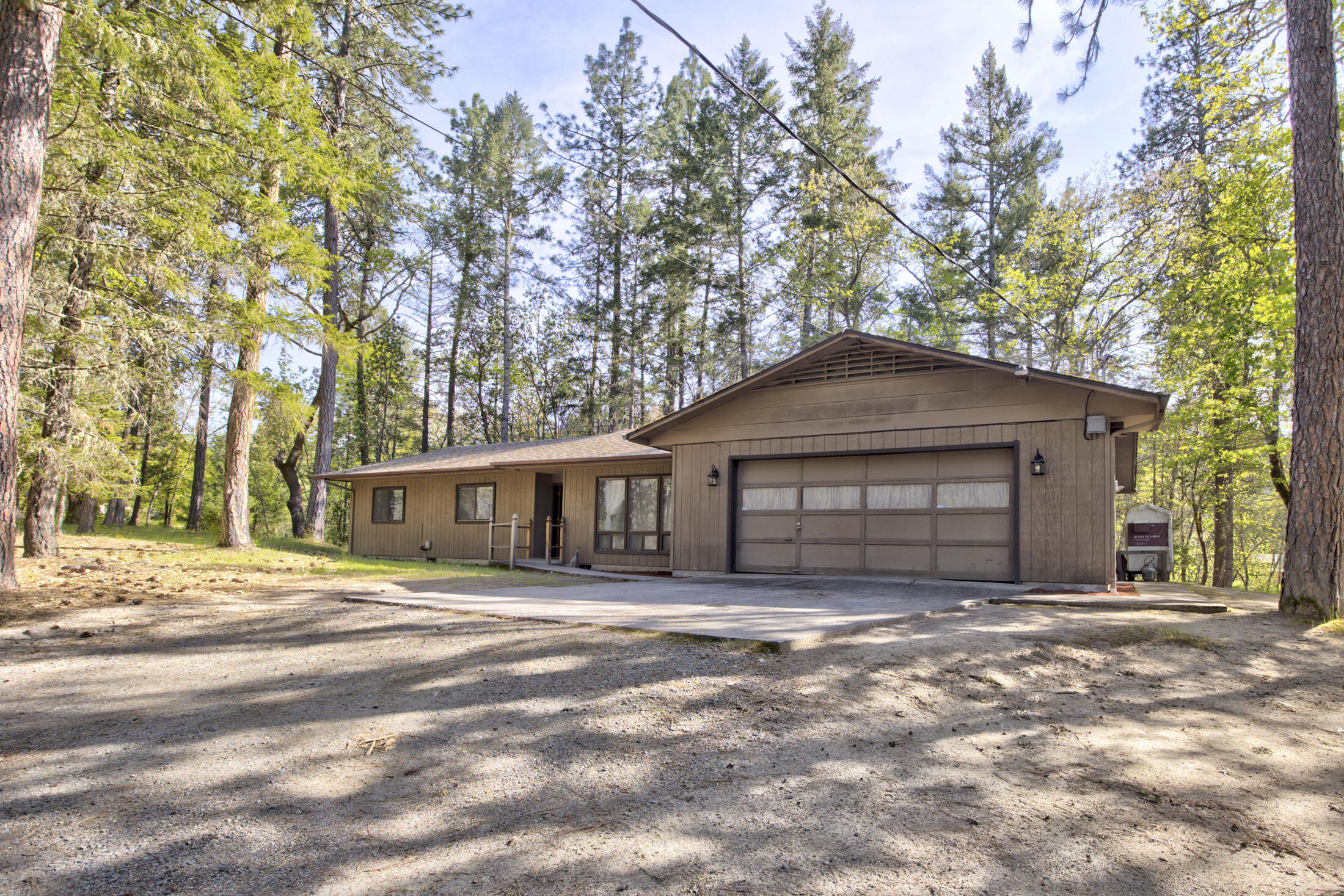 2005 Stringer Gap Road Grants Pass, OR 97527 - Photo 26 of 27 0R1A1460_1_2_3_4
