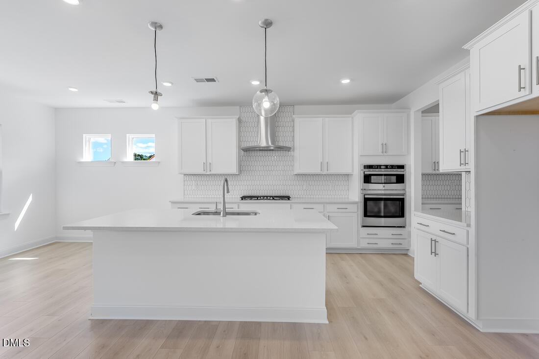 147 Rivulet Court Cary, NC 27519 - Photo 9 of 35 sheridan-kitchen