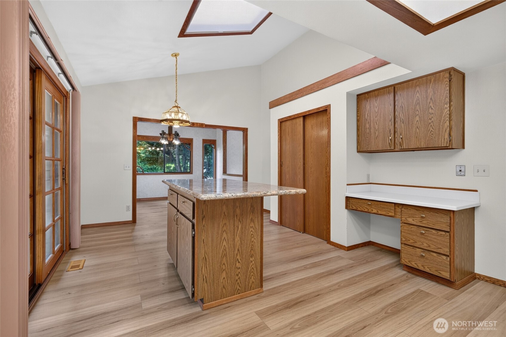 16231 Southeast 178th Street Renton, WA 98058 - Photo 13 of 39 Gallery Image 13