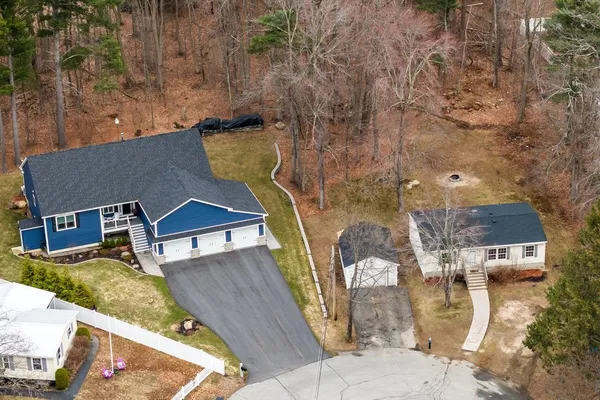 $399,000 | 9 True Lane, Seabrook, NH 03874