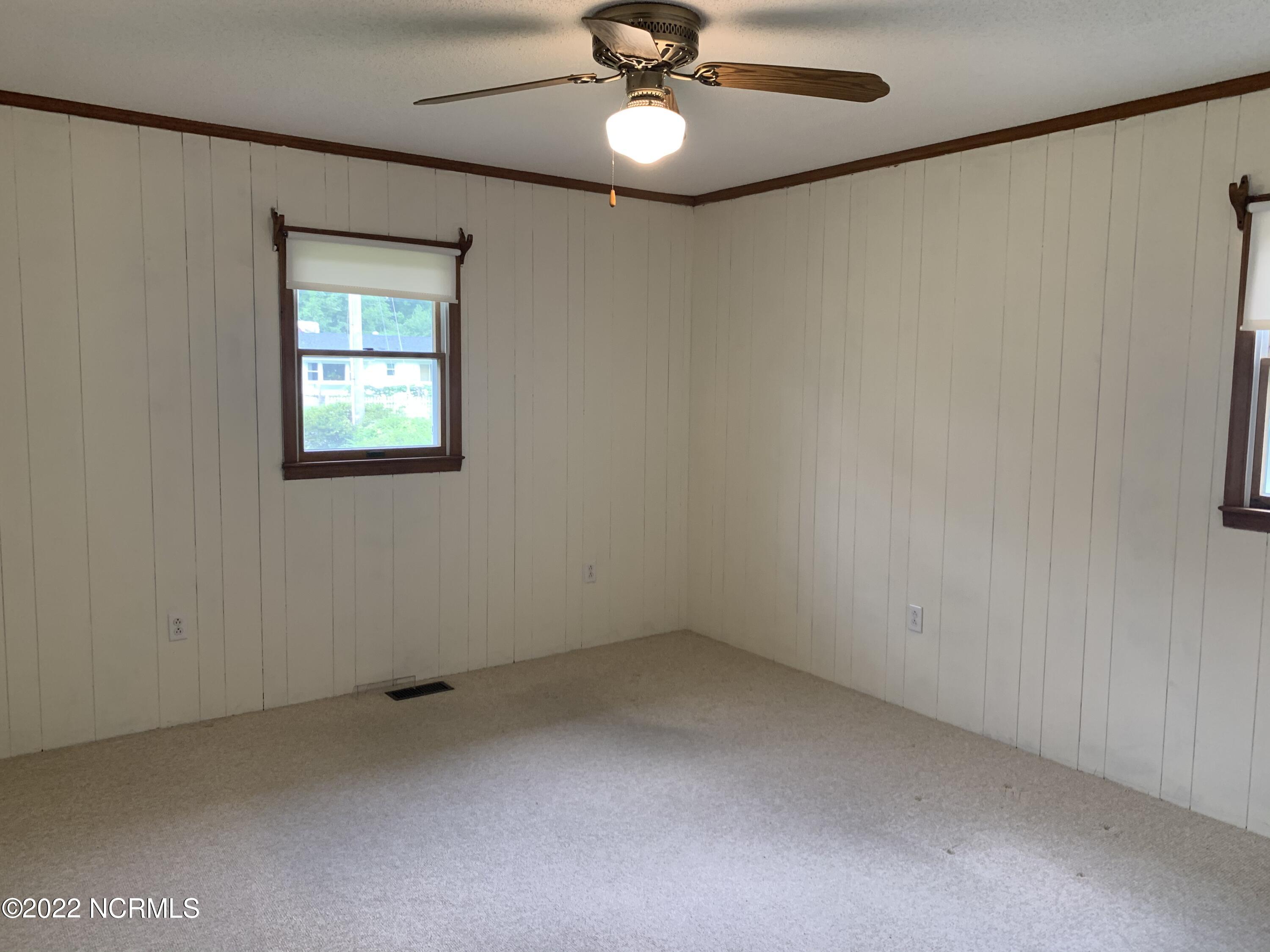 133 Ridge Road Newport, NC 28570 - Photo 18 of 26