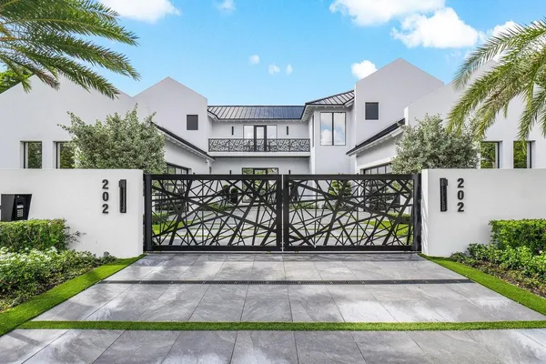 $13,500,000 | 202 Northwest 7th Street, Delray Beach, FL 33444
