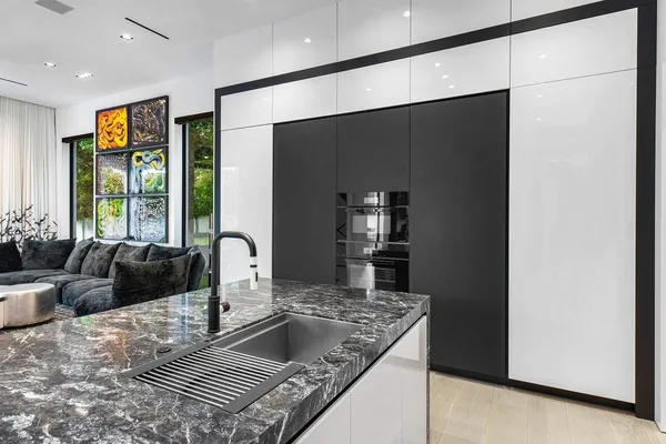 $13,500,000 | 202 Northwest 7th Street, Delray Beach, FL 33444
