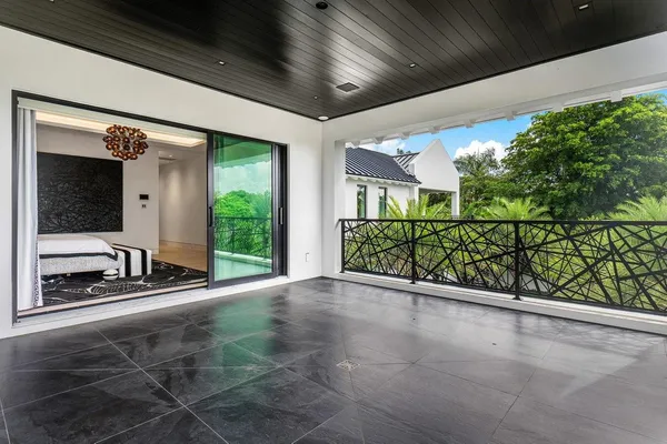 $13,500,000 | 202 Northwest 7th Street, Delray Beach, FL 33444