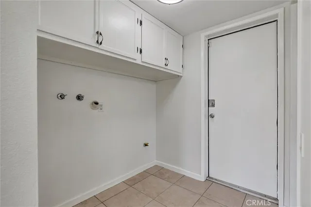 $669,000 | 877 Wedgewood Court, Rialto, CA 92376