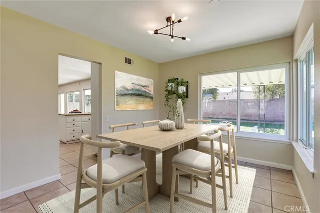 $669,000 | 877 Wedgewood Court, Rialto, CA 92376