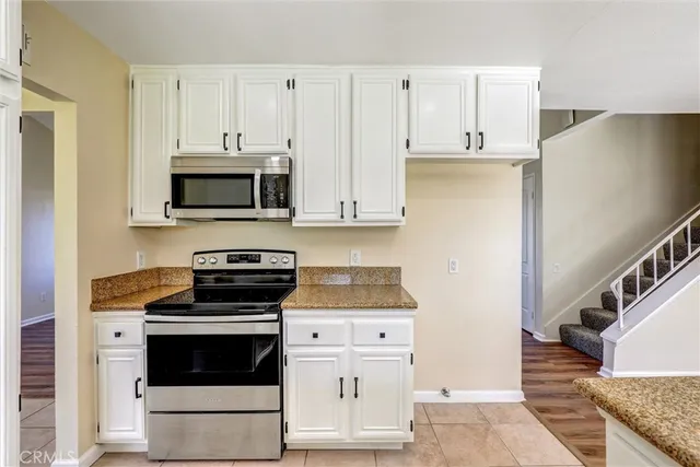 $669,000 | 877 Wedgewood Court, Rialto, CA 92376