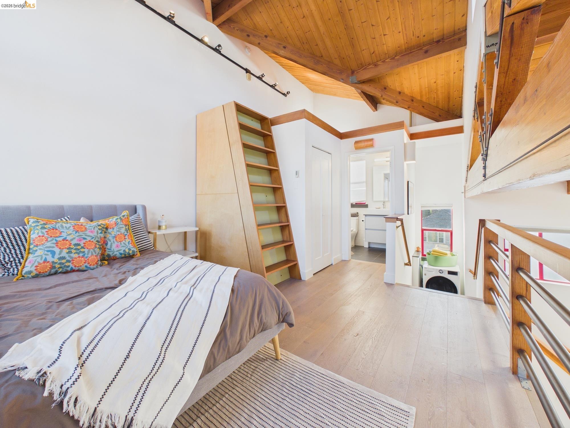 2932 Filbert Street, Unit 2 Oakland, CA 94608 - Photo 21 of 38