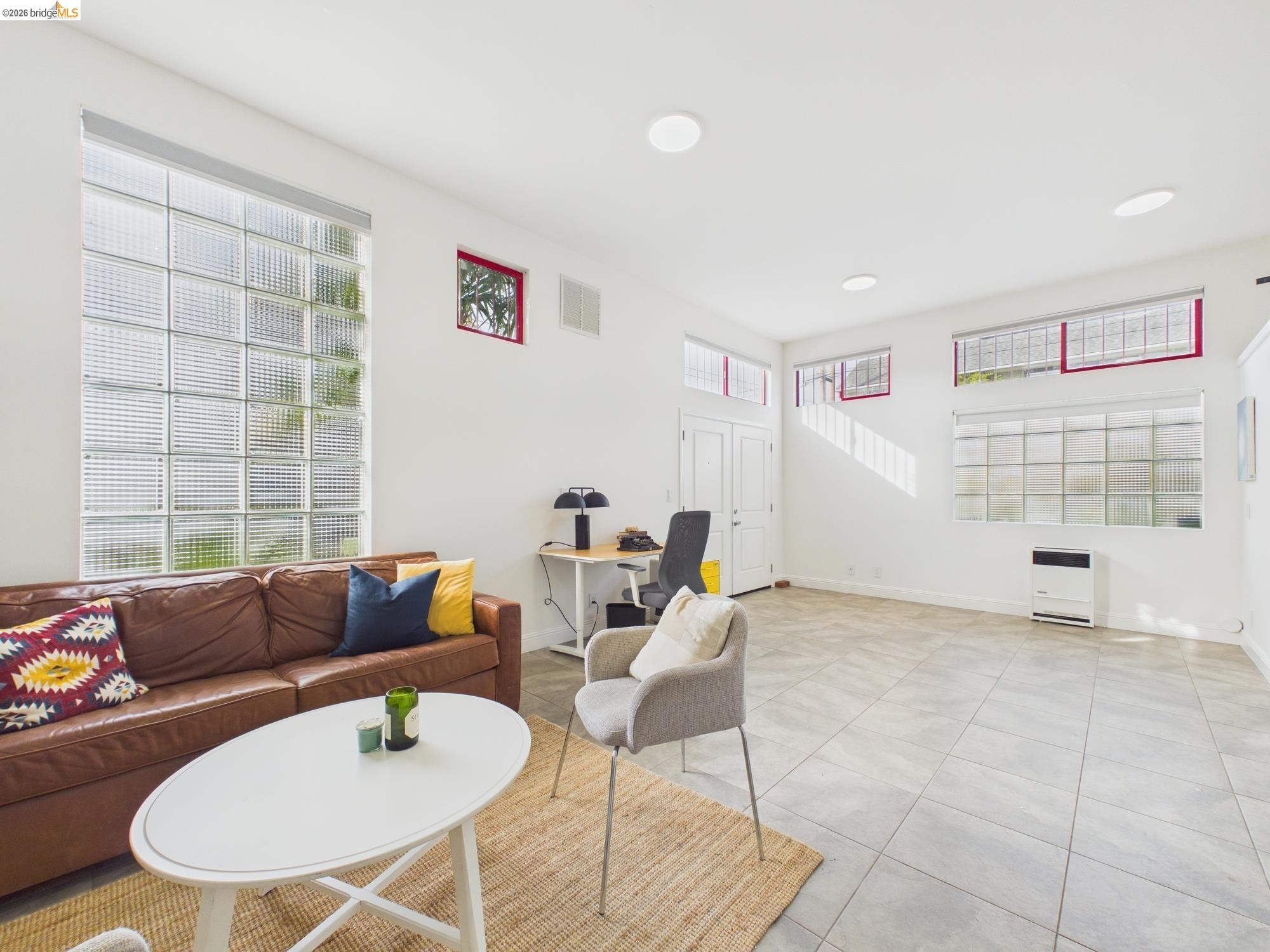 2932 Filbert Street, Unit 2 Oakland, CA 94608 - Photo 26 of 38