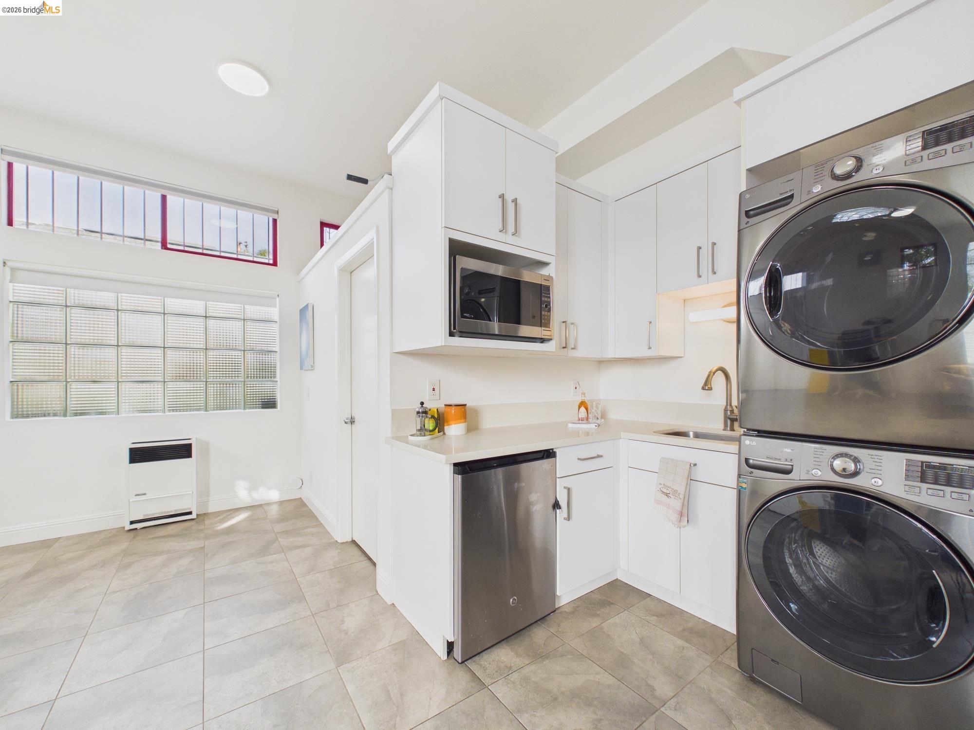 2932 Filbert Street, Unit 2 Oakland, CA 94608 - Photo 28 of 38