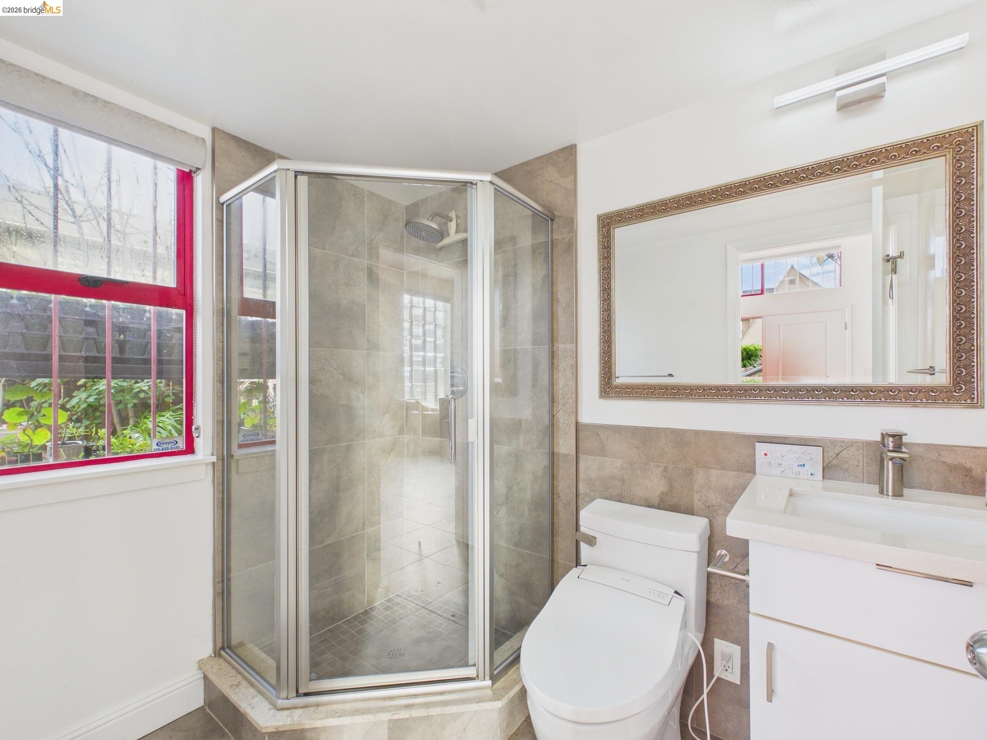 2932 Filbert Street, Unit 2 Oakland, CA 94608 - Photo 32 of 38