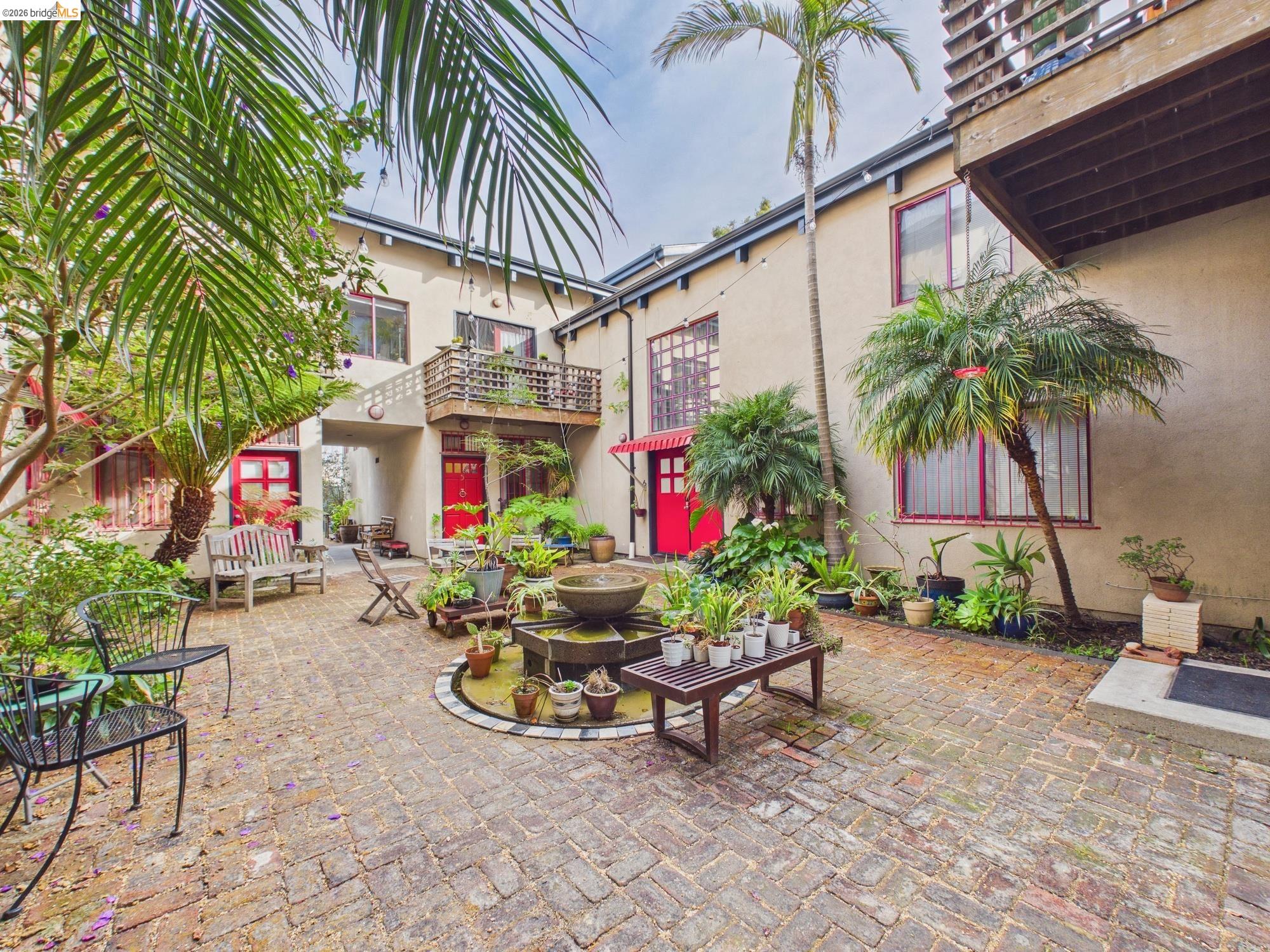 2932 Filbert Street, Unit 2 Oakland, CA 94608 - Photo 35 of 38